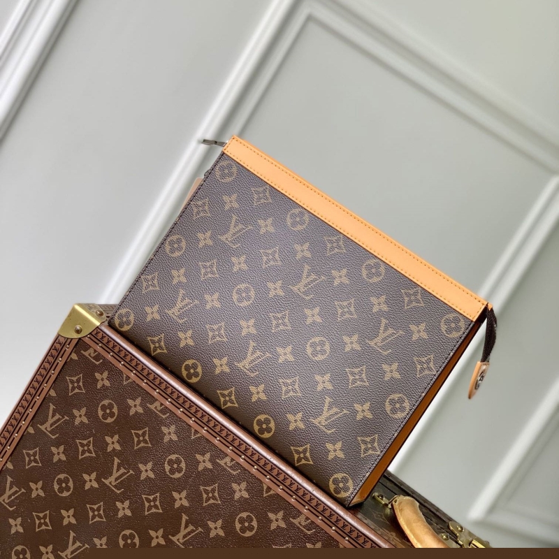 LV Clutch Bags